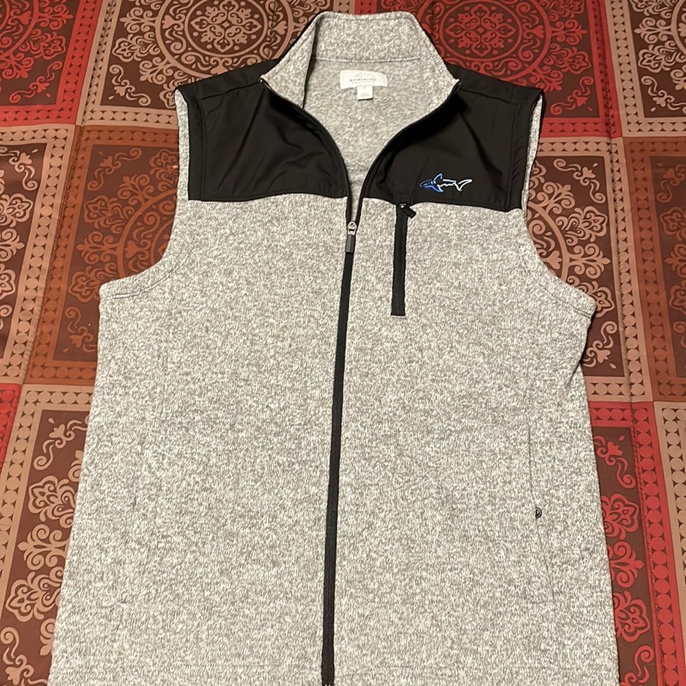 Men’s Greg Norman Vest